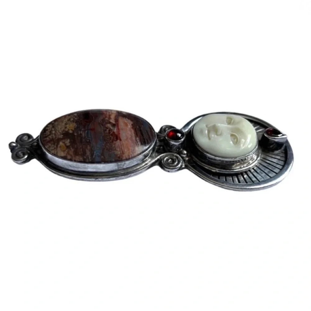 Sajen Vintage Carved Moon Face Goddess Jasper Garnet 925 Large brooch pendant